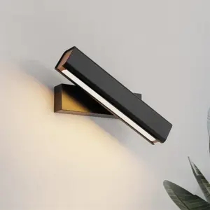 Alternative view of Moderne LED-Wandleuchte, 350° drehbar